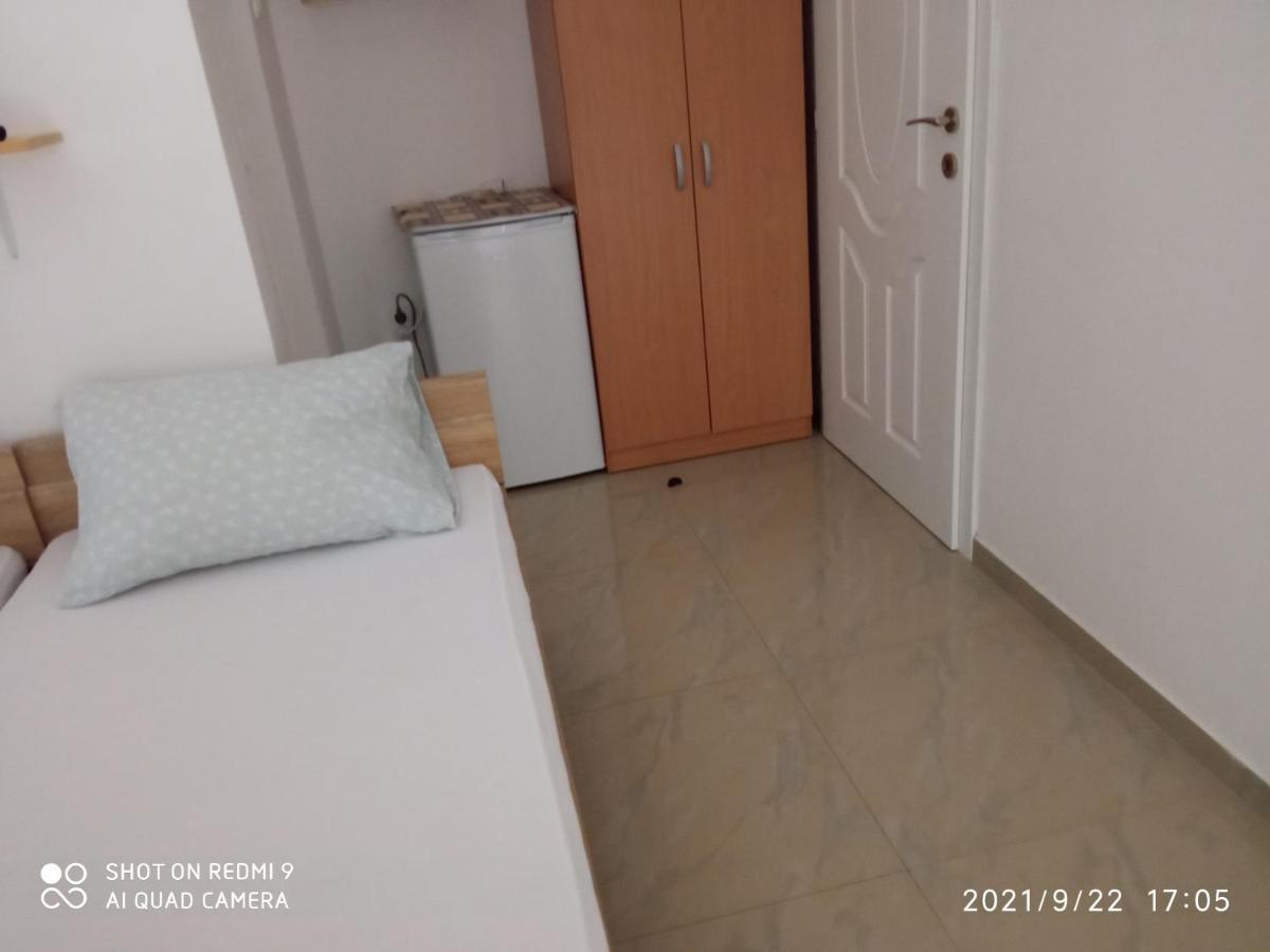 Smestaj Lux Apartment Veliko Gradiste Bagian luar foto